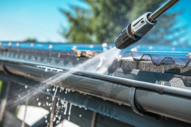 Why Choose Our Certified Pressure Washing Experts for Your Project Needs in Senatobia, MS?